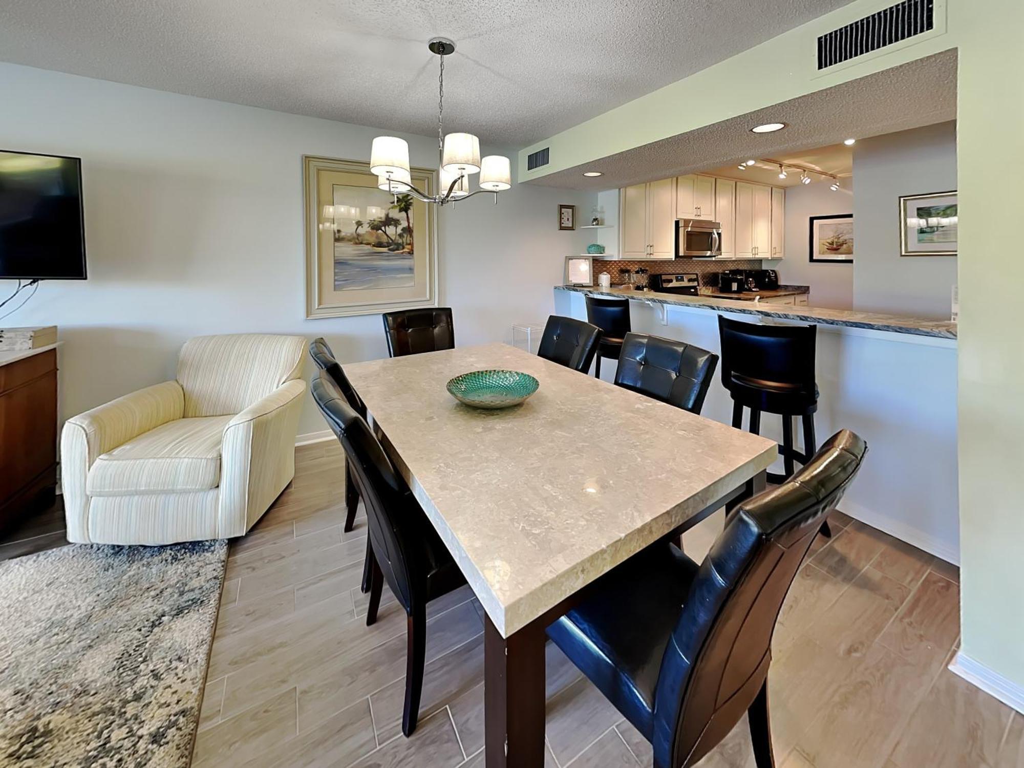 Edgewater 1802 Apartment